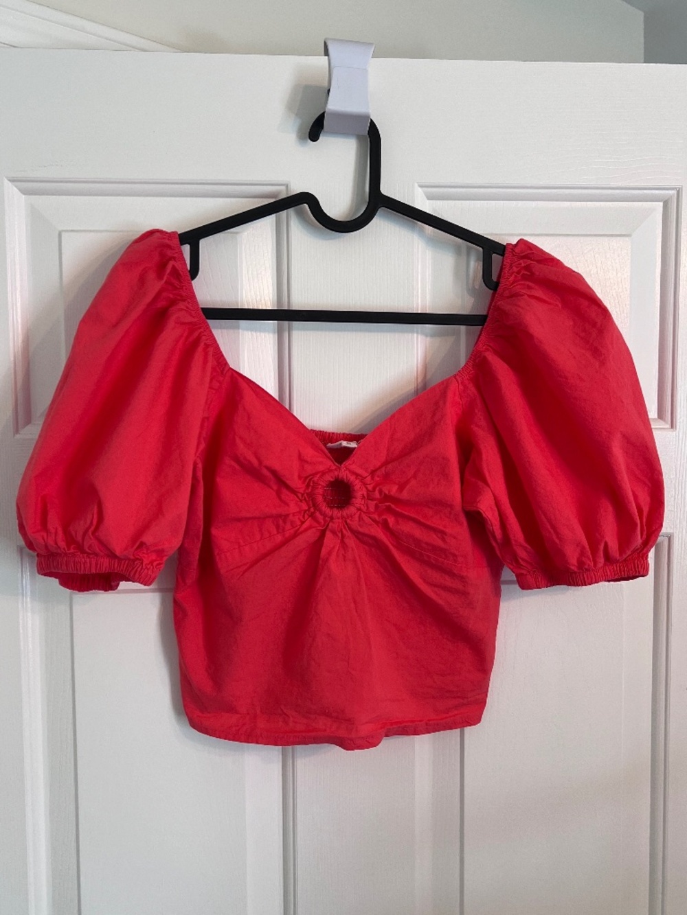 Sim & Sam Bubble Sleeve Crop Top Women's Size M